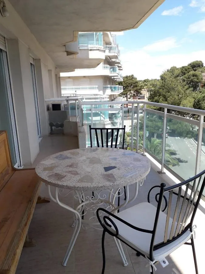 Apartment Apartamento Para 4-6 Personas En Larimar Salou Spain